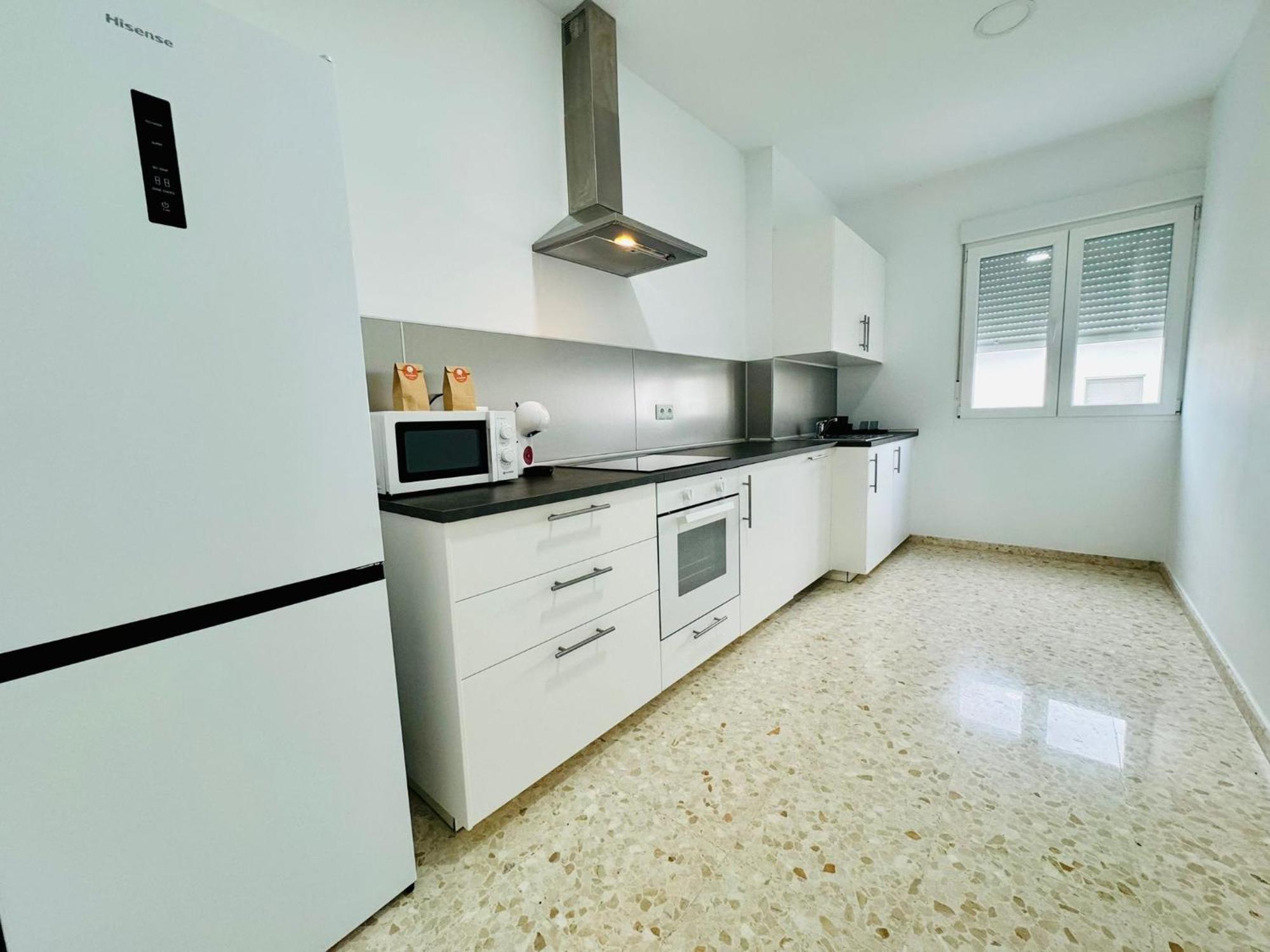 Apartamentos La Muralla Grupo Ac Gestion 加的斯 外观 照片