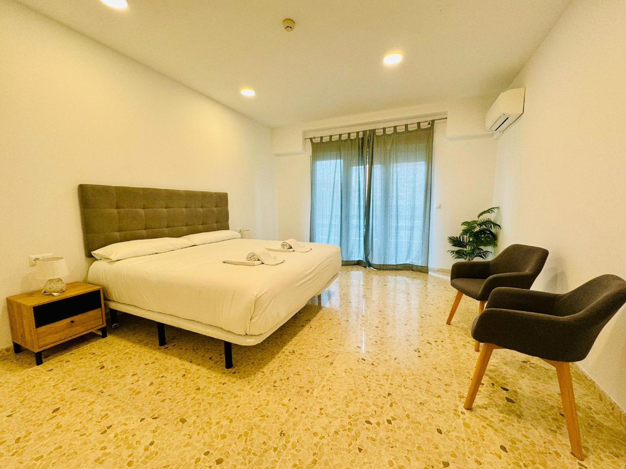 Apartamentos La Muralla Grupo Ac Gestion 加的斯 外观 照片