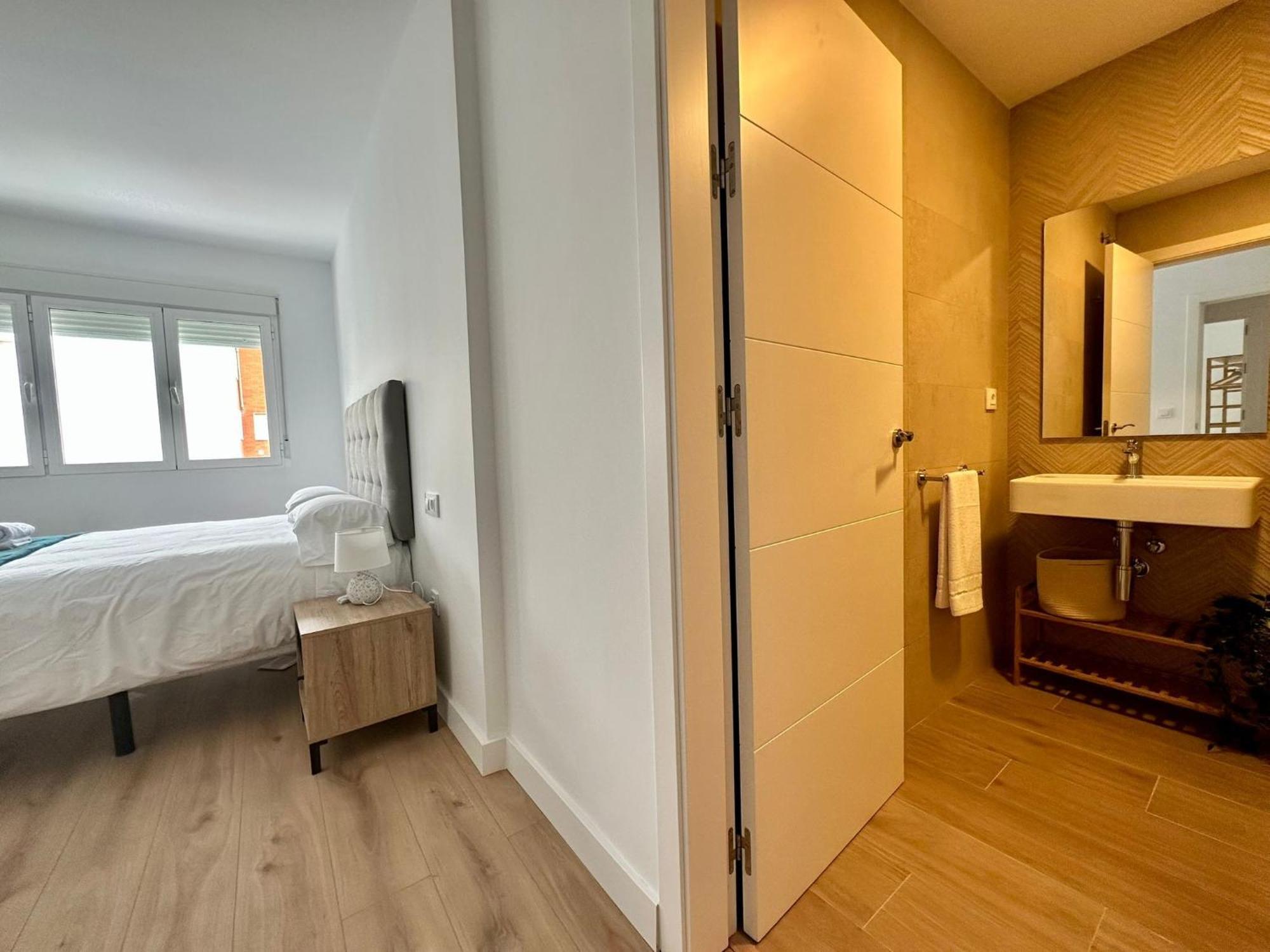 Apartamentos La Muralla Grupo Ac Gestion 加的斯 外观 照片