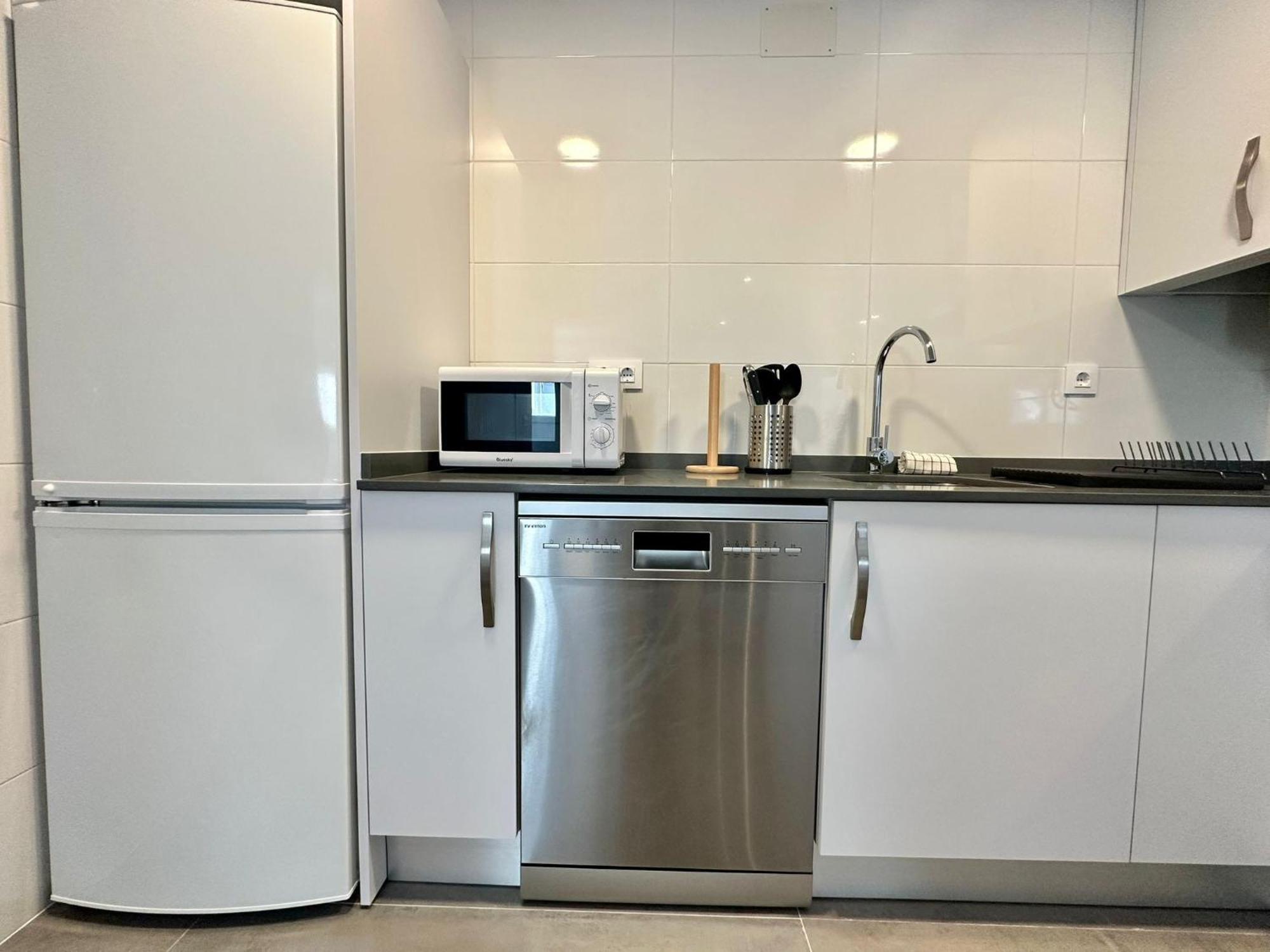 Apartamentos La Muralla Grupo Ac Gestion 加的斯 外观 照片